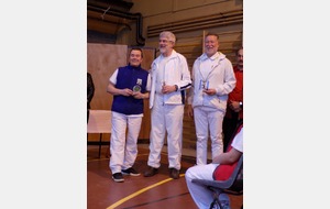 56e8f4544b9c9_podiumSVH.JPG
