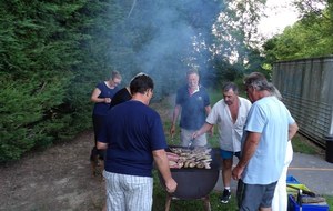 Un coup côté pile, un coup côté face! Les hommes à la cuisson